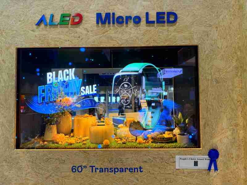 赏金国际60吋高透明度Micro LED显示器获”最佳Micro LED技术应用奖”，，，将Micro LED面板透明化之设计特性极致发挥，，，以可扩展性无缝拼接技术打造，，具备600 nits全画面亮度、、、大于60%穿透率及超过NTSC 110%的优异广色域表现，，，，可依需求灵活应用于各种场域
